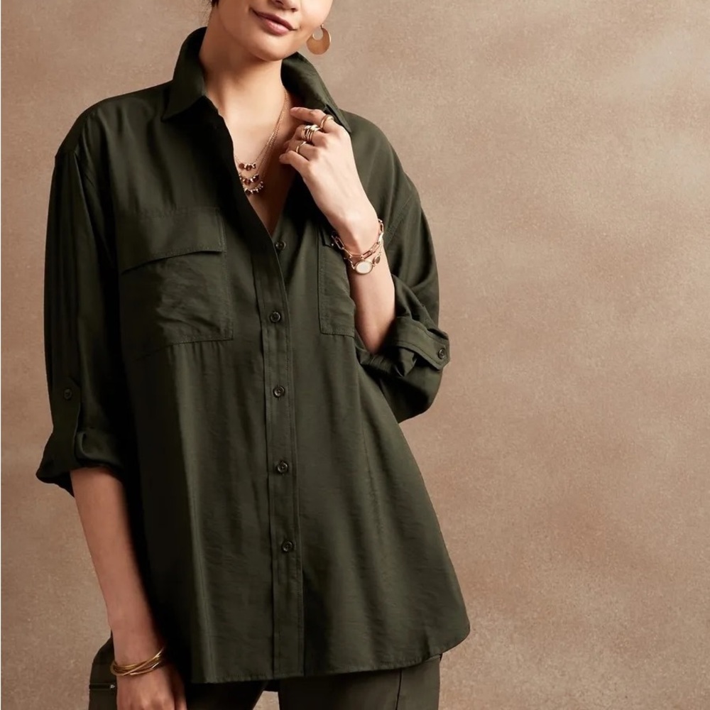 Banana Republic Factory utility shirt in green petite medium